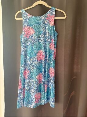 Lilly Pulitzer Sleeveless Midi Dress in Blue & Pink Shell Print